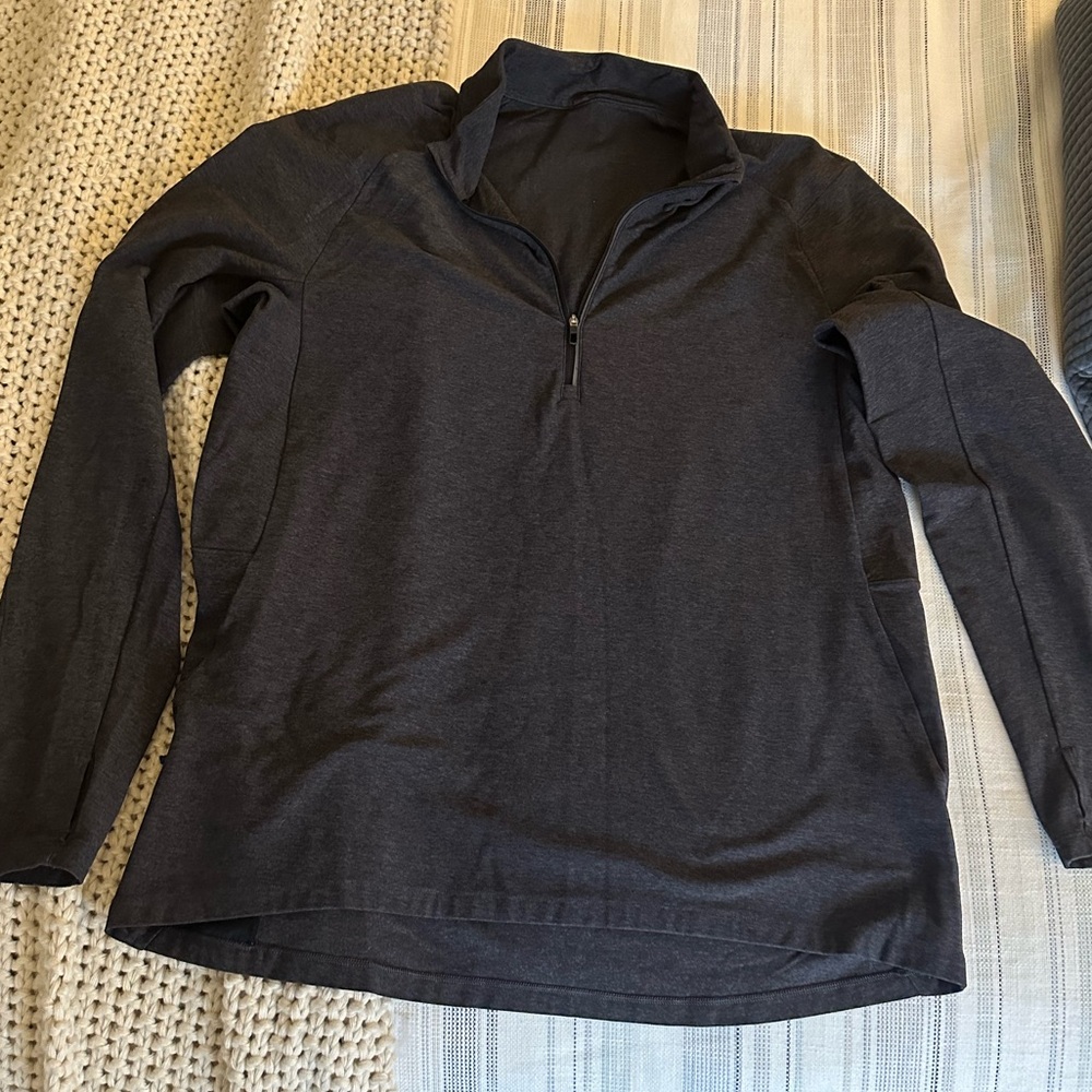 Men’s Lulu Quarter Zip-size L but tags removed -like new condition - Picture 9 of 9